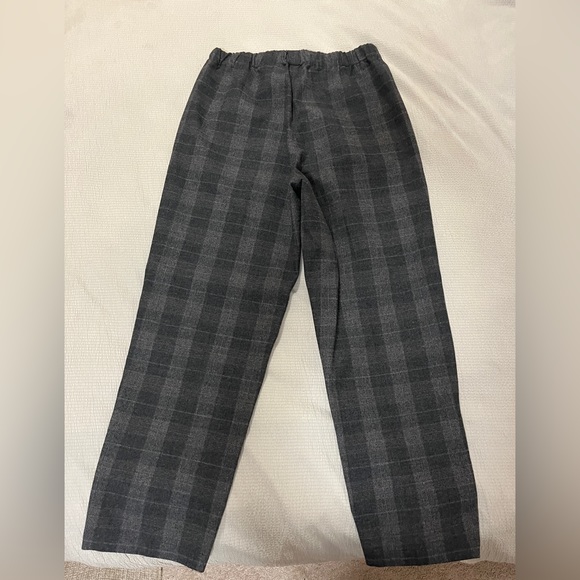 Aritzia Dress Pants - Picture 2 of 3